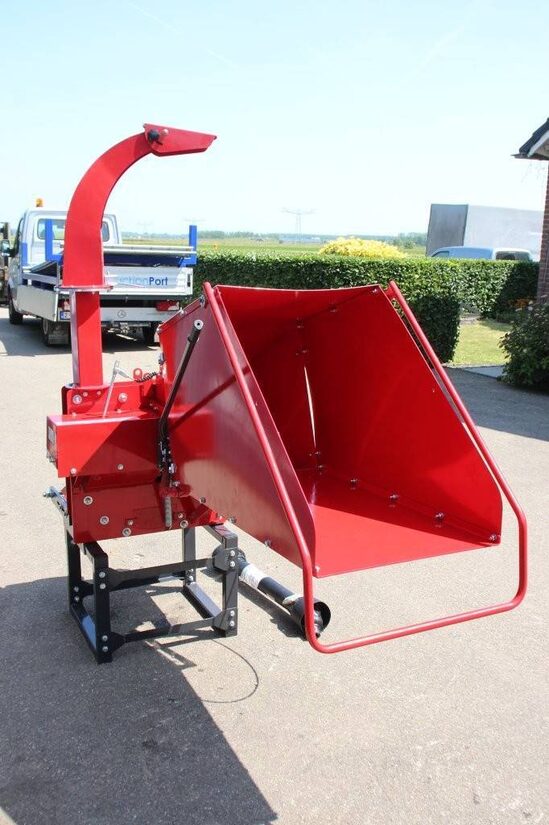 Holzhäcksler Heckanbau Traktor Zapfwelle WC 6